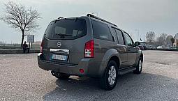 Nissan Pathfinder 4X4 Gancio Traino 2.5 Dci