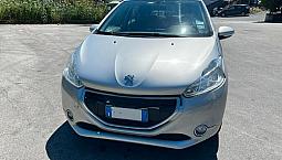 Peugeot 208 - 2013