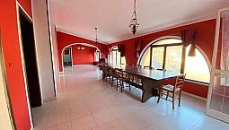 Semi-Indipendente Con Terrazza, Cortile E Garage