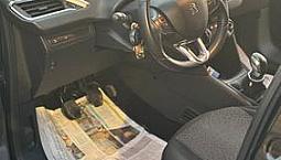 Peugeot 208 Bluehdi 100 S&S 5 Porte Signature