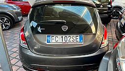 Lancia Ypsilon 1.3 Mjt 16v 95 Cv 5 Porte S&s Plati