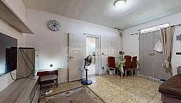 Porzione Di Bifamiliare Con Giardino