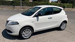Lancia Ypsilon 0.9 Twinair Metano Ecochic Silver
