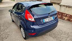 Ford - Fiesta - 1.5 Tdci 75 Cv 5P. Black & White