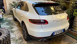 Porsche Macan - 2015