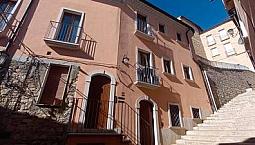 Stabile Composto Da: 7 Appartamenti