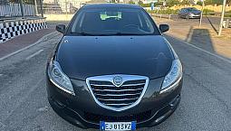 Lancia Delta 1.6 Mjt Silver 2011