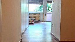 Pratico Appartamento Con P.auto E Balcone - Trento