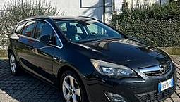Opel Astra 2.0 Cdti 165Cv Sports Tourer Cosmo S