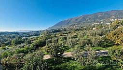 Piglio, Con Garege E Giardino