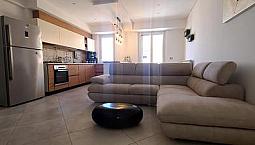 Appartamento Abitabile Con Box E Arredo