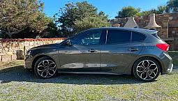 Ford Focus St Line 1000 125 Cv Finanziabile