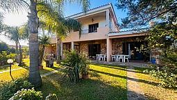 Esclusivo Complesso Immobiliare A 600Mt Dal Mare