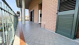 Bilivello Con Terrazzo E Box Auto Doppio
