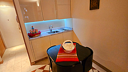 Privato Appartamento (Garage)
