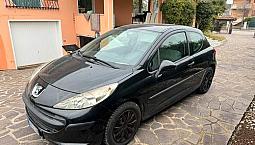 Peugeot 207 1.4Hdi 70Cavalli