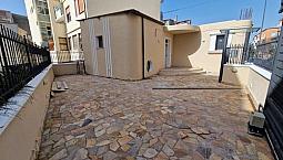 Indipendente Ristrutturato 90 Mq Con Corte 70 Mq