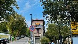 Rif.7288 Casa Terratetto Su Tre Livelli