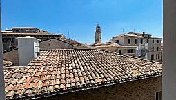 Fascino Storico E Modernità In Centro