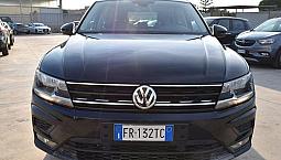 Volkswagen Tiguan 2.0 Tdi Scr Dsg Business Bluem
