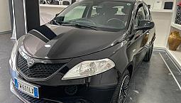 Lancia Ypsilon 1.2 69cv 5 Porte Black And Noir