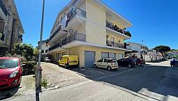 Quadrilocale Con Garage