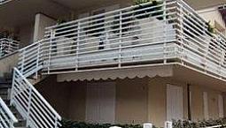 Appartamento Con Tre Camere Da Letto A Milano