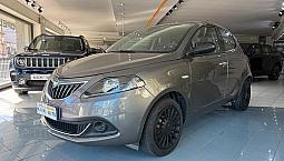 Lancia Ypsilon 1.0 Firefly 5 Porte S&S Hybrid Silv