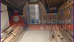 Appartamento Di 80 Mq Con Posto Auto