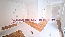 Zona Centro: Bilocale Con Terrazzo
