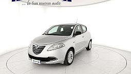 Lancia Ypsilon 1.2 69 Cv 5 Porte Gpl Gold