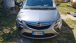 Opel Zafira - 2013