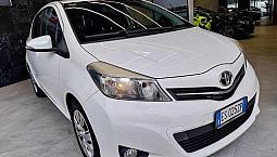 Toyota Yaris 1.0 5 Porte Lounge ( Garanzia 12 Me