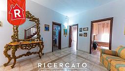 Primo Piano In Bifamiliare In Via Sesia