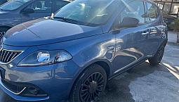 Lancia Ypsilon 1.0 Firefly 5 Porte S&S Hybrid Gold