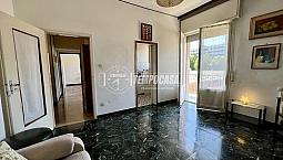 Bilocale In Piccola Palazzina Servita Da Ascensore