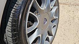 Lancia Ypsilon 1.3 2012