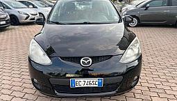 Mazda 2 Mazda2 1.3 16v 75cv 5p. Play Gen. Gpl