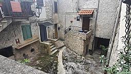 Piglio, Discreto Stato Con Balcone