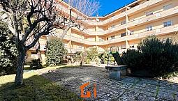 Appartamento Con 3 Camere 2 Bagni Garage Cantina