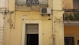 Palazzotto Indipendente Da Ristrutturare