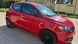 Lancia Ypsilon 1.0 Hybrid - Neopatentati - 12 Mesi