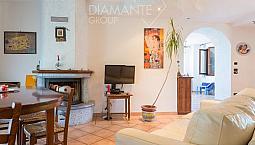 Appartamento Con Giardino E Piscina Comune