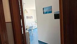 Appartamento Con Ampio Terrazzo Fronte Mare