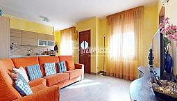 Bifamiliare Con Giardino, Terrazzo E Garage A Sant