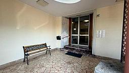 2 Locali A Genova