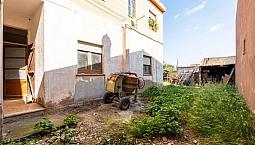 Trivano Con Giardino