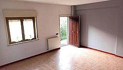 Appartamento 3,5 Vani Con P. Auto Pressi Barriera