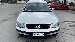 Volkswagen - Passat