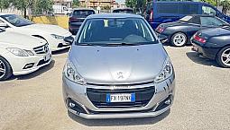 Peugeot 208 1.2 Benzina Adatta Neopatentati